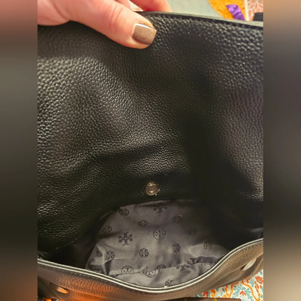 Tory Burch Thea Foldover Crossbody Bag - Picture 11 of 14
